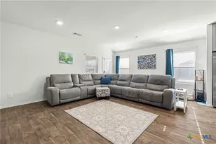 302 N Richland Dr, Lockhart, TX 78644 - Photo 7