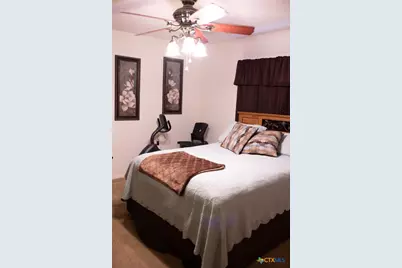 904 Carroll Dr., Yoakum, TX 77995 - Photo 15