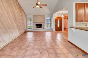 808 Taos Dr, Victoria, TX 77904 - Photo 5