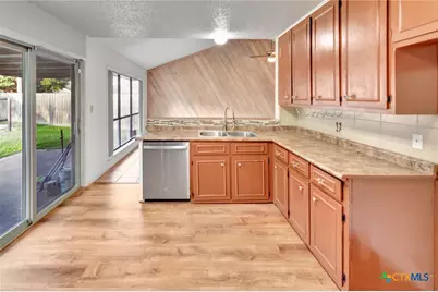 808 Taos Drive, Victoria, TX 77904 - Photo 11