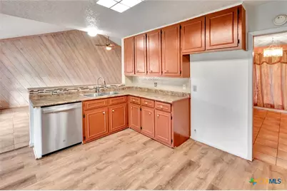 808 Taos Drive, Victoria, TX 77904 - Photo 9