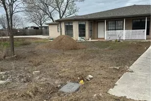 136 Discovery Ln, San Marcos, TX 78666 - Photo 1