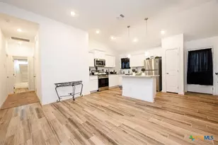 9808 Tarabon Dr, Killeen, TX 76542 - Photo 3