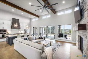 1326 Via Principale, New Braunfels, TX 78132 - Photo 7