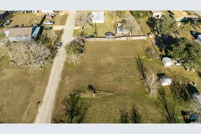 603 Eura Marie Street, Edna, TX 77957 - Photo 7