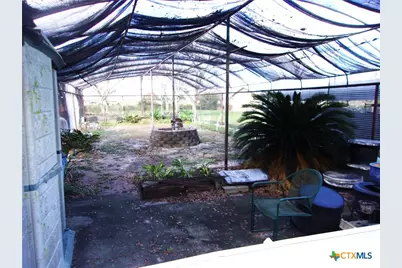 184 Russell Road, Victoria, TX 77904 - Photo 21