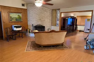 184 Russell Rd, Victoria, TX 77904 - Photo 9