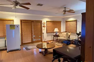 184 Russell Rd, Victoria, TX 77904 - Photo 7