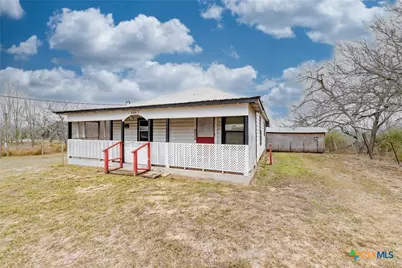 406 N Carpenter Street, Smiley, TX 78159 - Photo 1