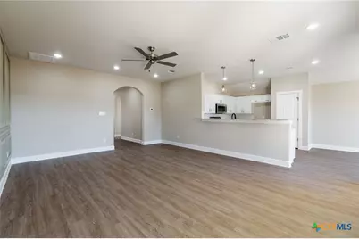 2005 Blackhawk Loop, Belton, TX 76513 - Photo 9