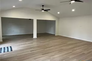 420 El Camino Real St, Port Lavaca, TX 77979 - Photo 7