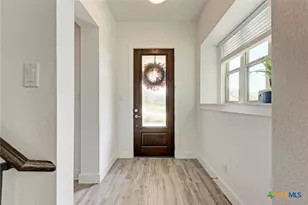 521 Elm Green St, Hutto, TX 78634 - Photo 7