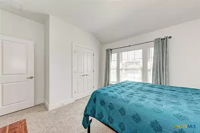 521 Elm Green Street, Hutto, TX 78634 - Photo 31