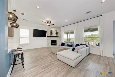 521 Elm Green Street, Hutto, TX 78634 - Photo 17