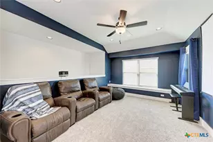 521 Elm Green St, Hutto, TX 78634 - Photo 27