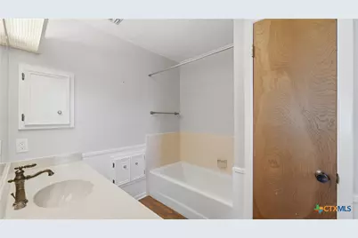 132 W Outer Drive, Canyon Lake, TX 78133 - Photo 29