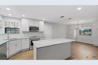 132 W Outer Drive, Canyon Lake, TX 78133 - Photo 17