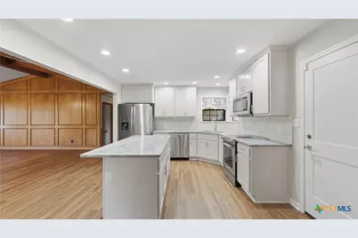 132 W Outer Drive, Canyon Lake, TX 78133 - Photo 13