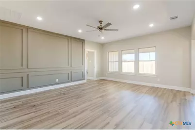 2123 Blackhawk Loop, Belton, TX 76513 - Photo 5