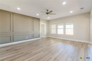 2123 Blackhawk Loop, Belton, TX 76513 - Photo 5