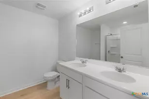 140 Green Berets Bnd, Jarrell, TX 76537 - Photo 13