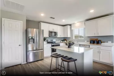 140 Green Berets Bend, Jarrell, TX 76537 - Photo 5