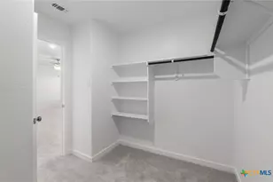 140 Green Berets Bnd, Jarrell, TX 76537 - Photo 15