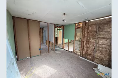 416 Avenue C, Seguin, TX 78155 - Photo 5