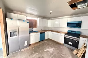 416 Avenue C, Seguin, TX 78155 - Photo 9