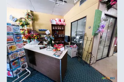 802 W Jackson Street, El Campo, TX 77437 - Photo 17