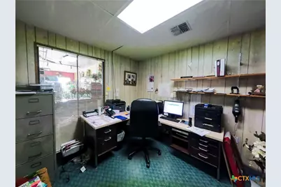 802 W Jackson Street, El Campo, TX 77437 - Photo 31