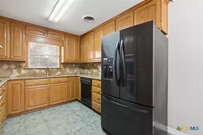 3413 Meadow Oaks Drive, Temple, TX 76502 - Photo 17