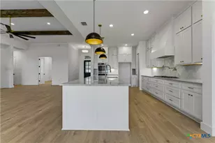 1552 Vintage Way, New Braunfels, TX 78132 - Photo 13