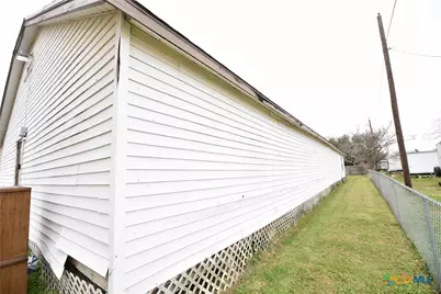 120 Haviland Street, Port Lavaca, TX 77979 - Photo 5