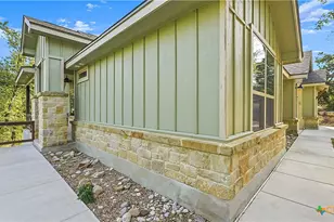 1039 Primrose Path, Canyon Lake, TX 78133 - Photo 3