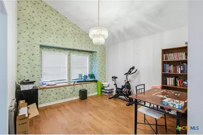 314 Kelly Drive, Victoria, TX 77904 - Photo 9