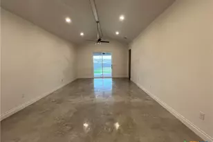 274 Kerlick Ln, New Braunfels, TX 78130 - Photo 7