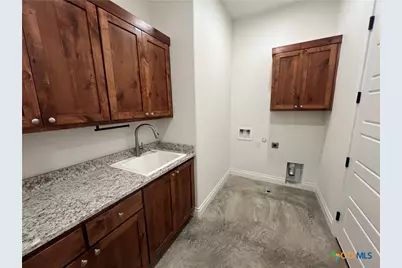 274 Kerlick Lane, New Braunfels, TX 78130 - Photo 3