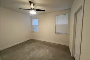 274 Kerlick Ln, New Braunfels, TX 78130 - Photo 13