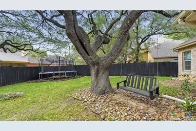 308 Elmwood Drive, New Braunfels, TX 78130 - Photo 41