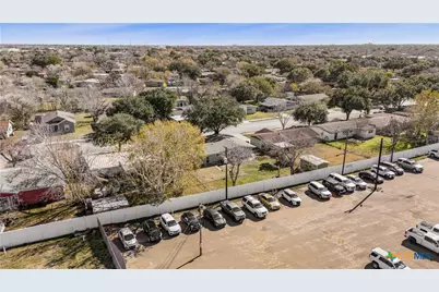 4805 Lilac Lane, Victoria, TX 77904 - Photo 25