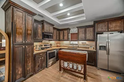 231 Oleander Avenue, Tivoli, TX 77990 - Photo 11