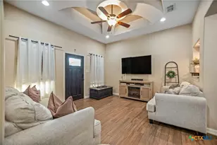 231 Oleander Ave, Tivoli, TX 77990 - Photo 5