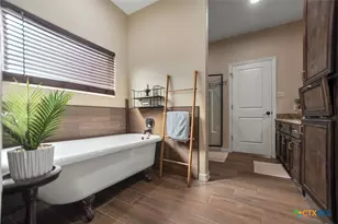 231 Oleander Ave, Tivoli, TX 77990 - Photo 29