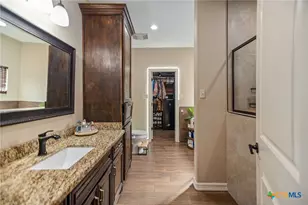 231 Oleander Ave, Tivoli, TX 77990 - Photo 25