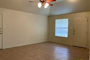 2401 Paul Revere St, Temple, TX 76504 - Photo 3