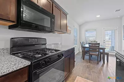 113 Lily Pond Trail, San Marcos, TX 78666 - Photo 7