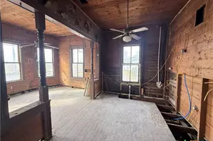 316 W Seideman St, Seguin, TX 78155 - Photo 7