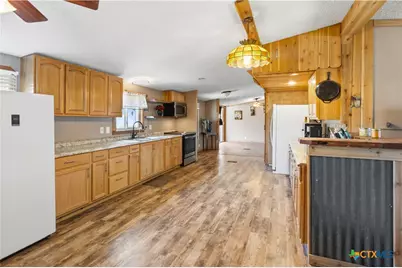 470 Lyon Road, Seguin, TX 78155 - Photo 19