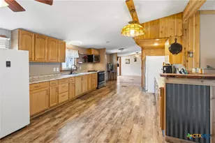 470 Lyon Rd, Seguin, TX 78155 - Photo 19